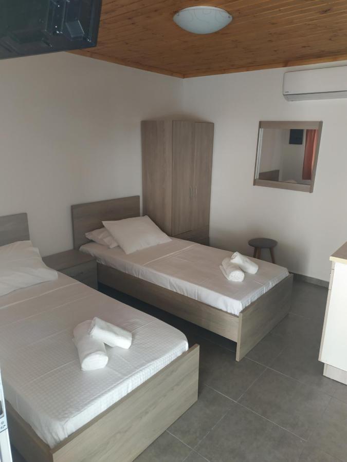 Agelikis' Apartments Nea Kallikrateia 外观 照片