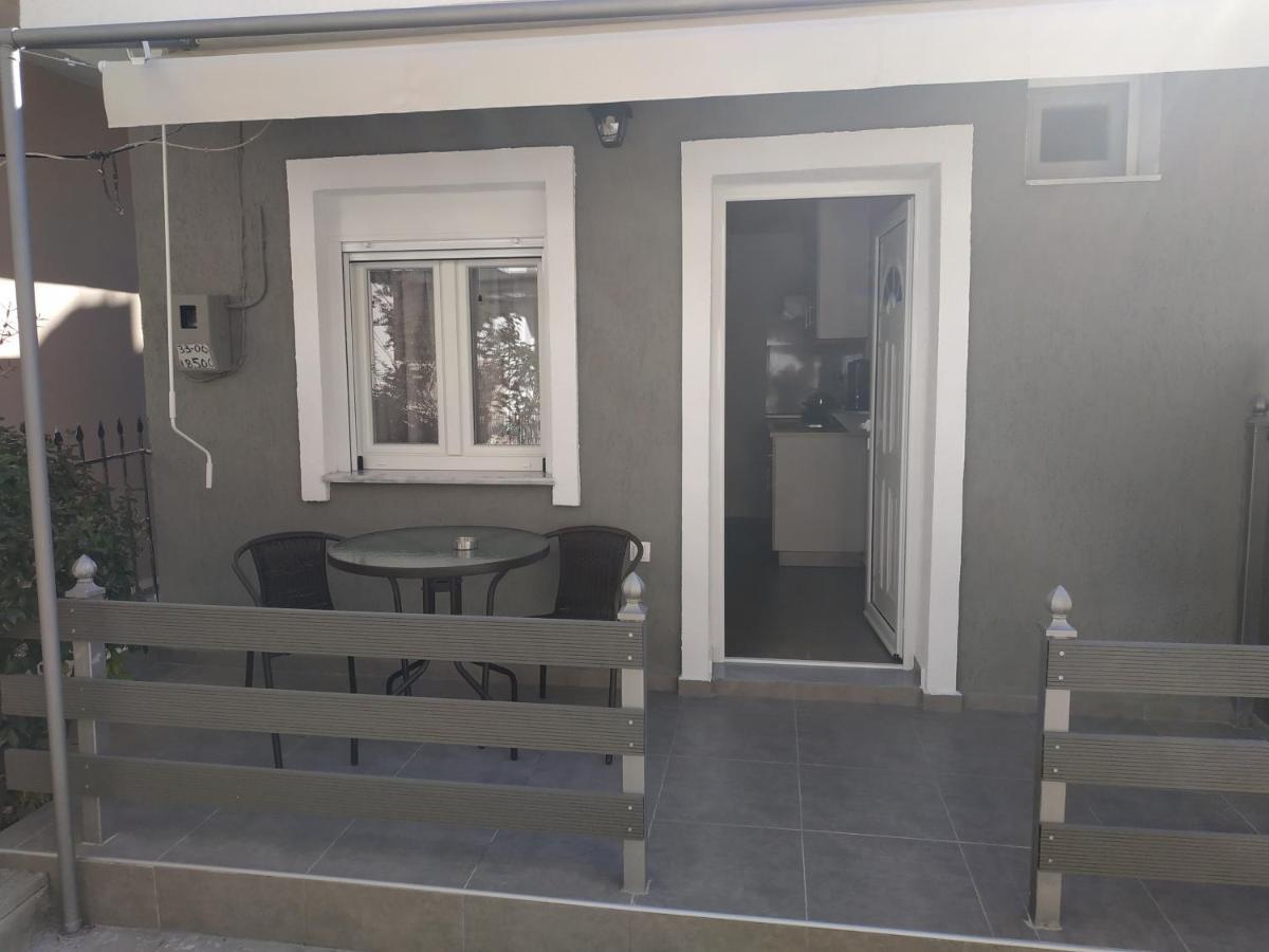 Agelikis' Apartments Nea Kallikrateia 外观 照片