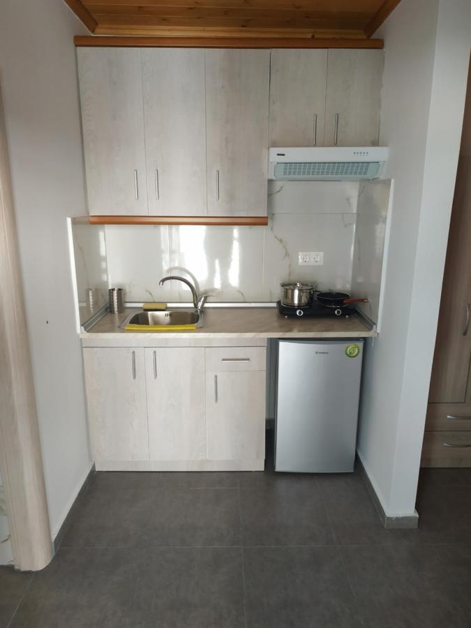 Agelikis' Apartments Nea Kallikrateia 外观 照片